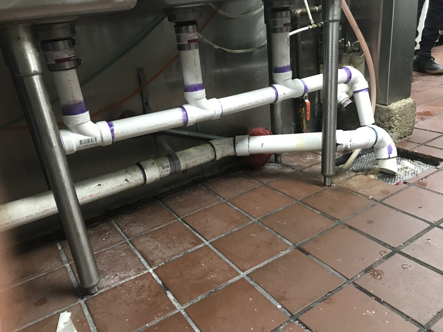 Commercial sink drain replacement in this Winter Haven property