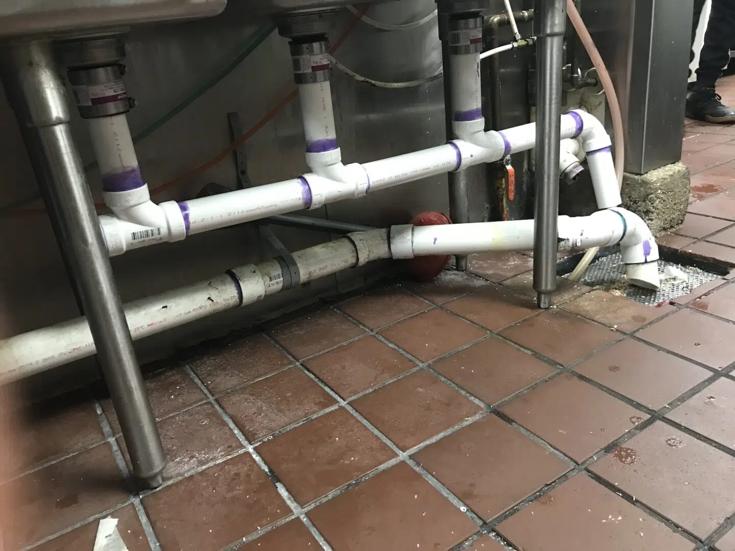 Commercial sink drain replacement in this Winter Haven property