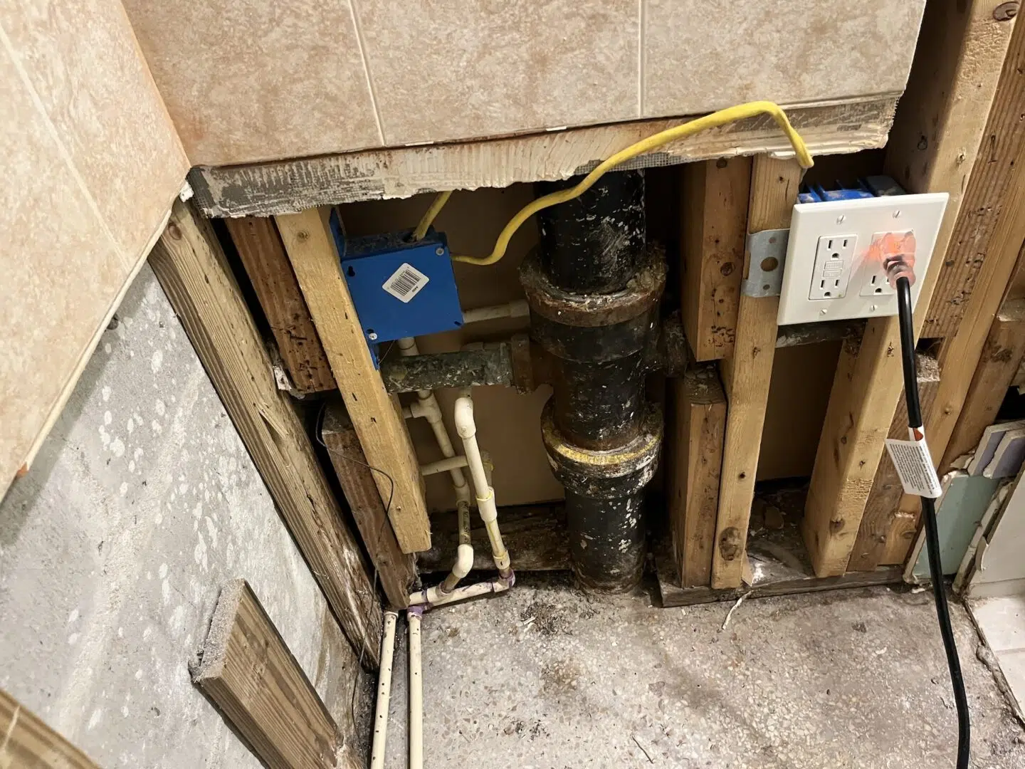 Finding a plumbing leak in this home in Winter Haven FL